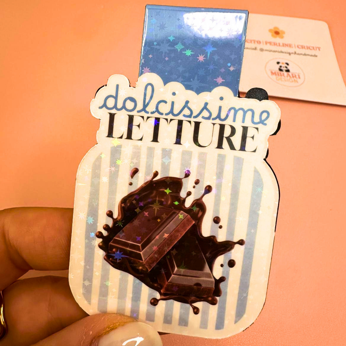 Segnalibro magnetico Dolcissime Letture - Cioccolato con righe blu
