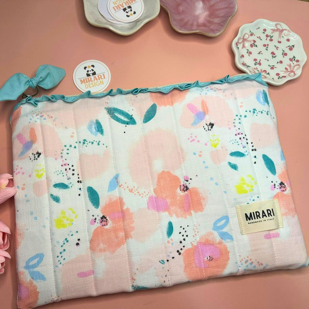 Custodia per Laptop / Tablet Con volant - Fiori Acquerello, Celeste